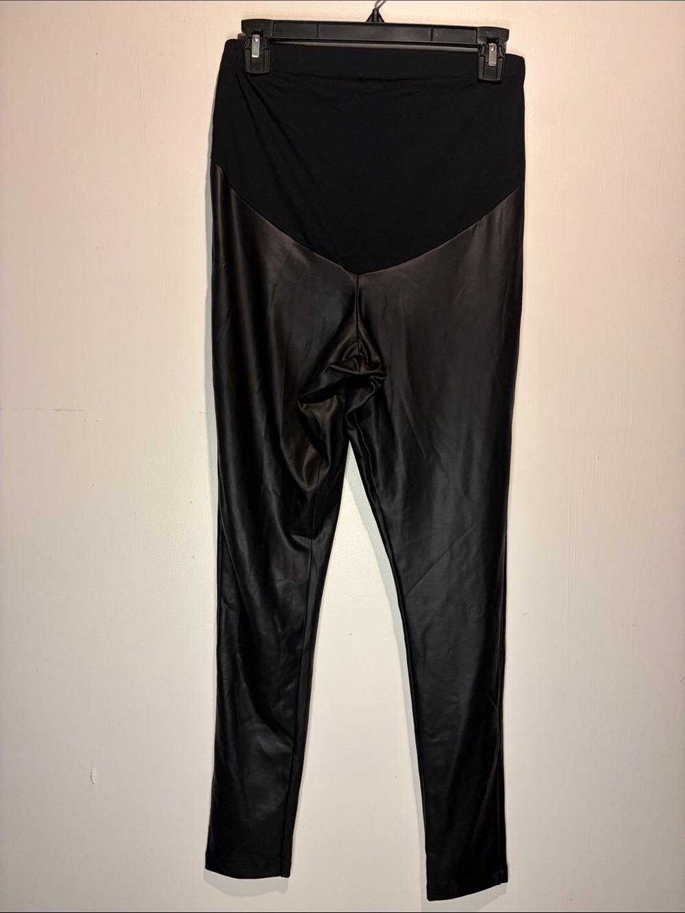 ASOS NWT Maternity Bump Panel Black Faux Leather Elastic Leggings Size US 6
